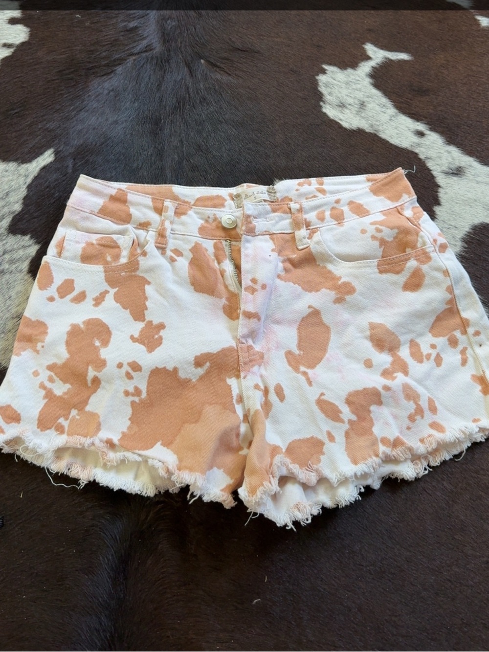 Women’s Cow-Print Denim Shorts — Cream & Tan